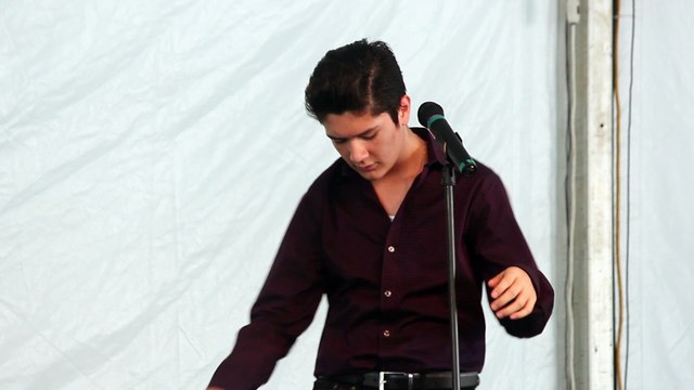 Moses Snow sings 'King Creole' Elvis Week 2017