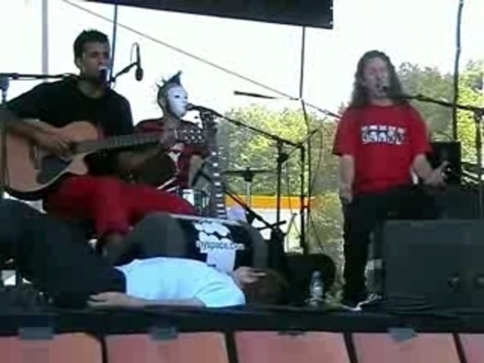 Andréas & Nicolas - Petit Enfant Abandonné