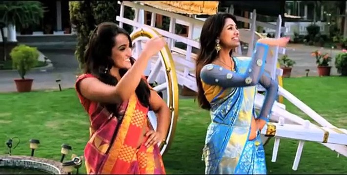 SUNTV Deivamgal Serial Actress Vani Bhojan Hot Navel Show