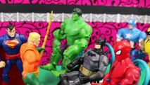 Et homme chauve-souris vert salle Lanterne ligue avec Imaginext justice superman surprise flash aquaman