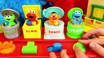 Bébé les meilleures les couleurs comte Oeuf Apprendre sésame rue à Il jouets vers le haut en haut Pop pals surprise elmo pez