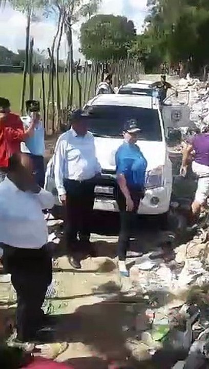 Momento en que buscan cadáver de la joven Emely Peguero en el vertedero