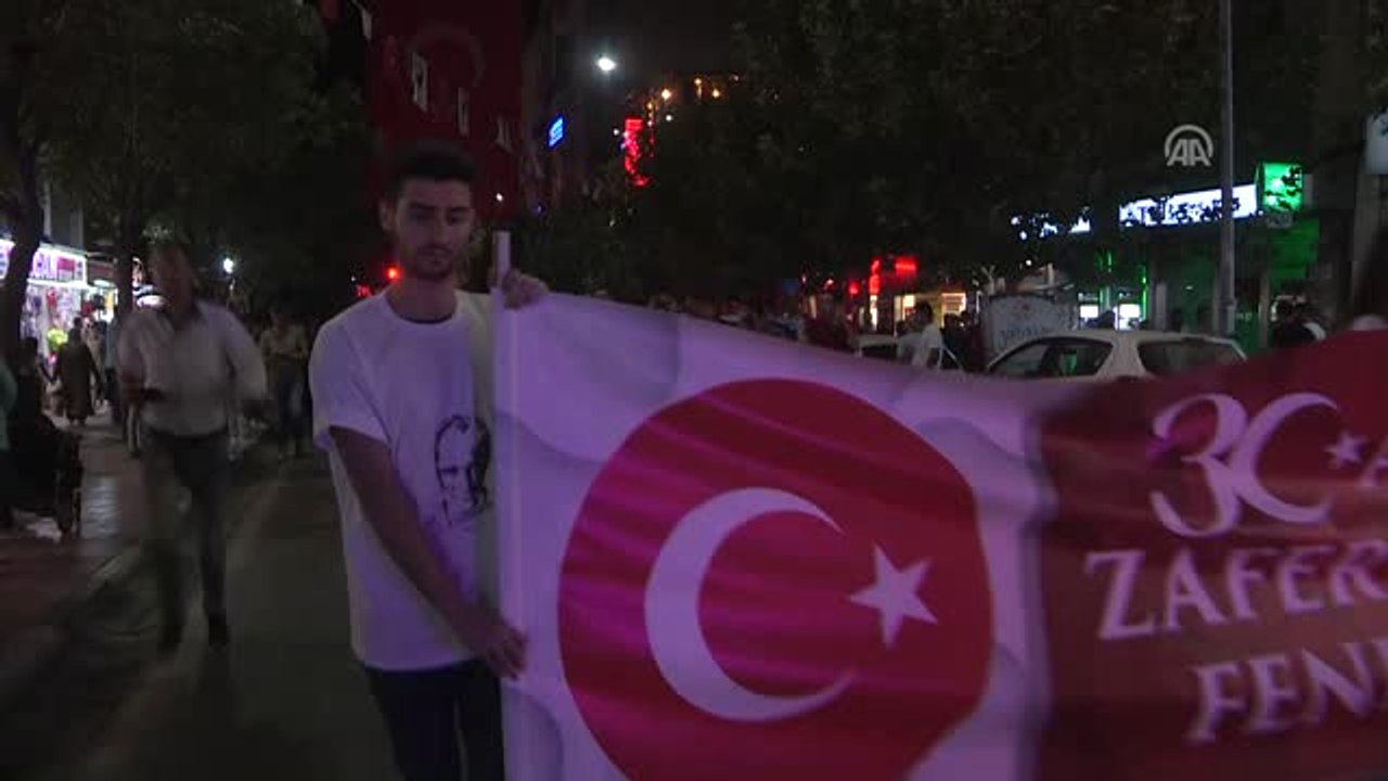 30 Ağustos Zafer Bayramı - Emre Altuğ Konseri