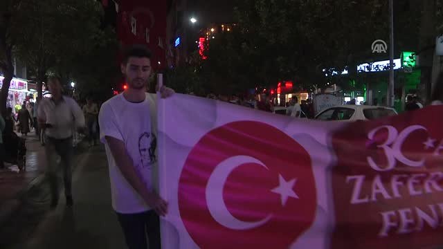 30 Ağustos Zafer Bayramı - Emre Altuğ Konseri