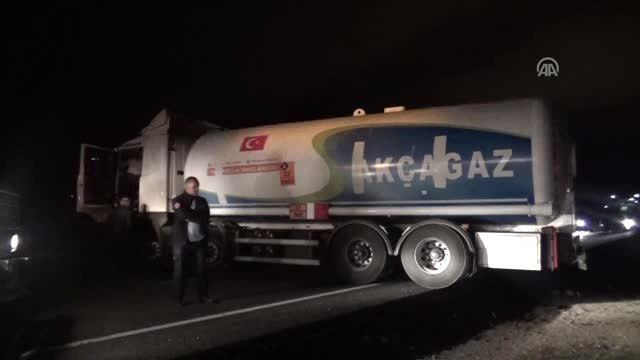 Devrilen Lpg Tankeri Yolu Kapattı - Amasya