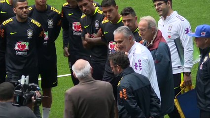 Com vaga garantida e Neymar em campo, Brasil enfrenta Equador