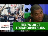 Fiel vai ao CT apoiar Corinthians. Olha o que Vampeta acha disso!