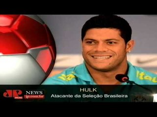 Seleção: brasileira Hulk celebra acerto com Zenit em chegada a Cotia