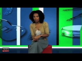 Lívia Graciano fala do seu amor pelo teatro e sua carreira cantando jazz