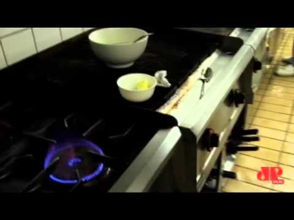 Que tal aprender a fazer um saboroso crepe de nutella?