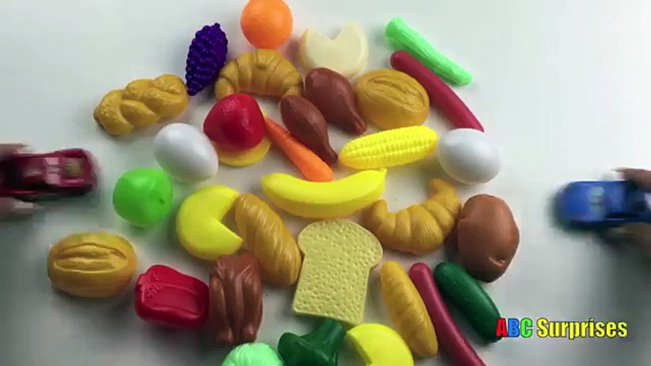 Азбука Мячи легковые автомобили дисней яйцо для Узнайте молния Маккуин заклинание человек-паук