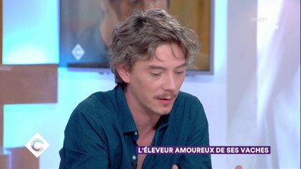 Hubert Charuel et Swann Arlaud pour le film Petit Paysan - C à vous - 30/08/2017