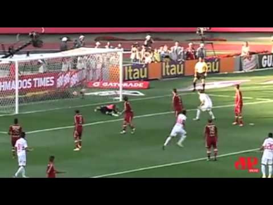 Brasileirão: São Paulo vence o Fluminense por 2...