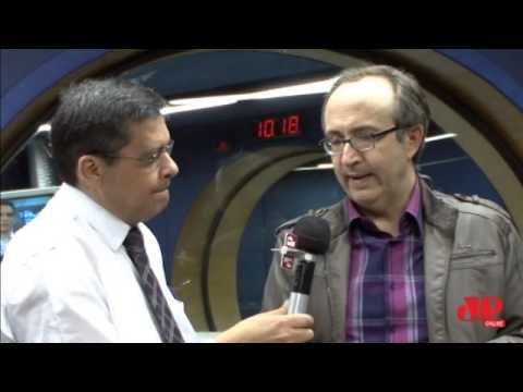 Jornalista Reinaldo Azevedo fala sobre denúncias de espionagem a Dilma