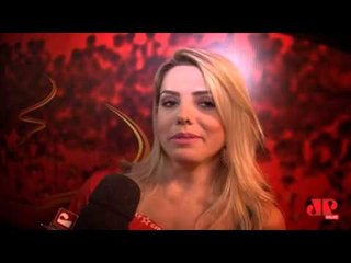 Ana Minerato, Mari Alexandre e Bruna Linzymier no Carnaval 2014