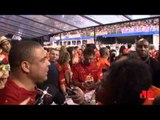 Carnaval 2014: Ronaldo celebra desfile na Gaviões e contrato com Nadal