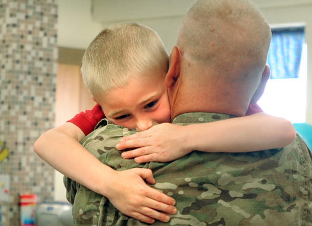 Soldiers Coming Home Surprise Compilation 2017 - 59