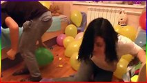 The Balloon Show ❤ ПОПОЙ Эпично взрывают воздушные шарики ✖ ЭДВИН и КАТЯ POP CHALLENGE
