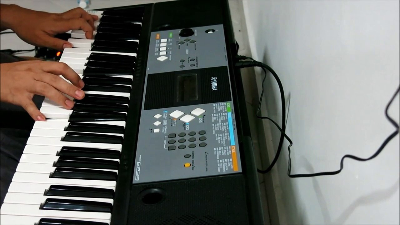 Masquerade - Carpenters (Yamaha Keyboard PSR E233 Demo)