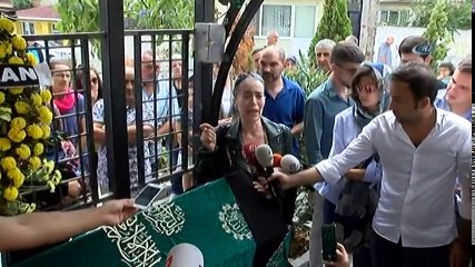 Eski Manken Filiz Aker Son Yolculuğuna Uğurlandı