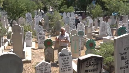 Konya'da Mezarlıklarda ve Şehitliklerde Ziyaretçi Yoğunluğu