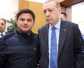 Siyasilerle Selfie Çeken Yasin'in Sosyal Medya Hesabına Büyük İlgi