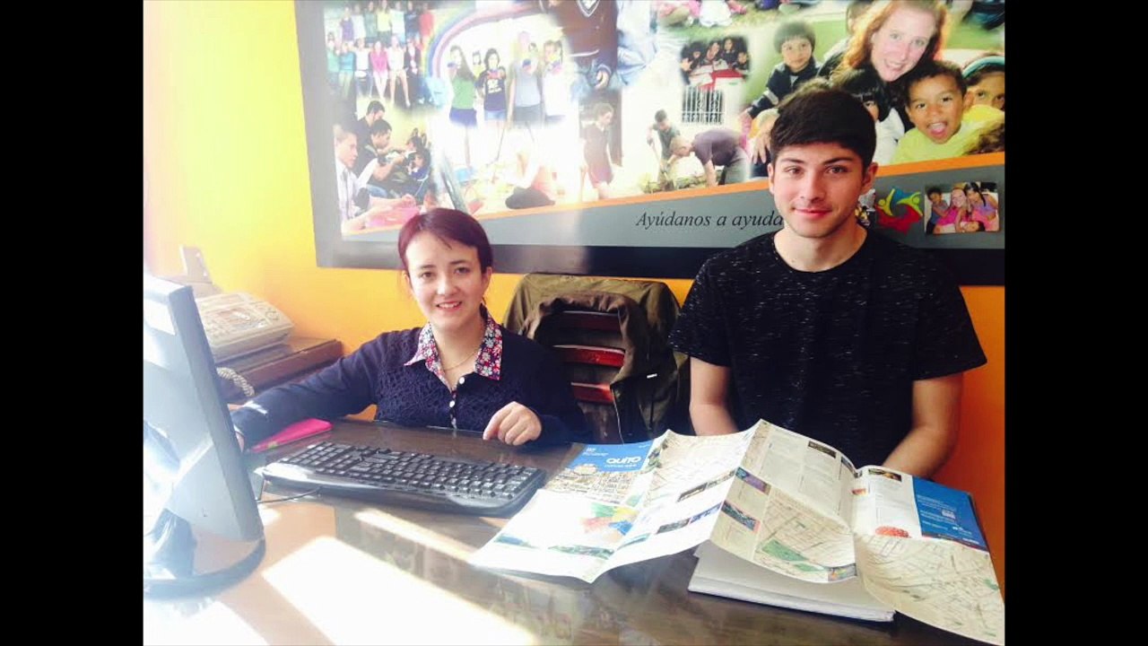 Volunteer Ecuador Quito Review Robert Dumitriu Child Care Program Abroaderview.org