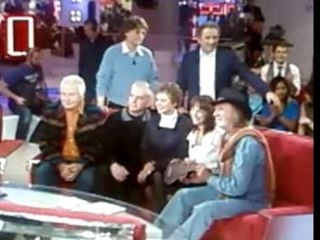 Toute l'équipe du Club Dorothée Vivement dimanche