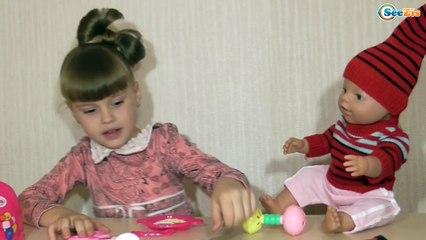 Télécharger la video: ✔ Кукла Беби Борн кушает кашу с девочкой Полей Baby Born Doll eats porridge together with girl Polya