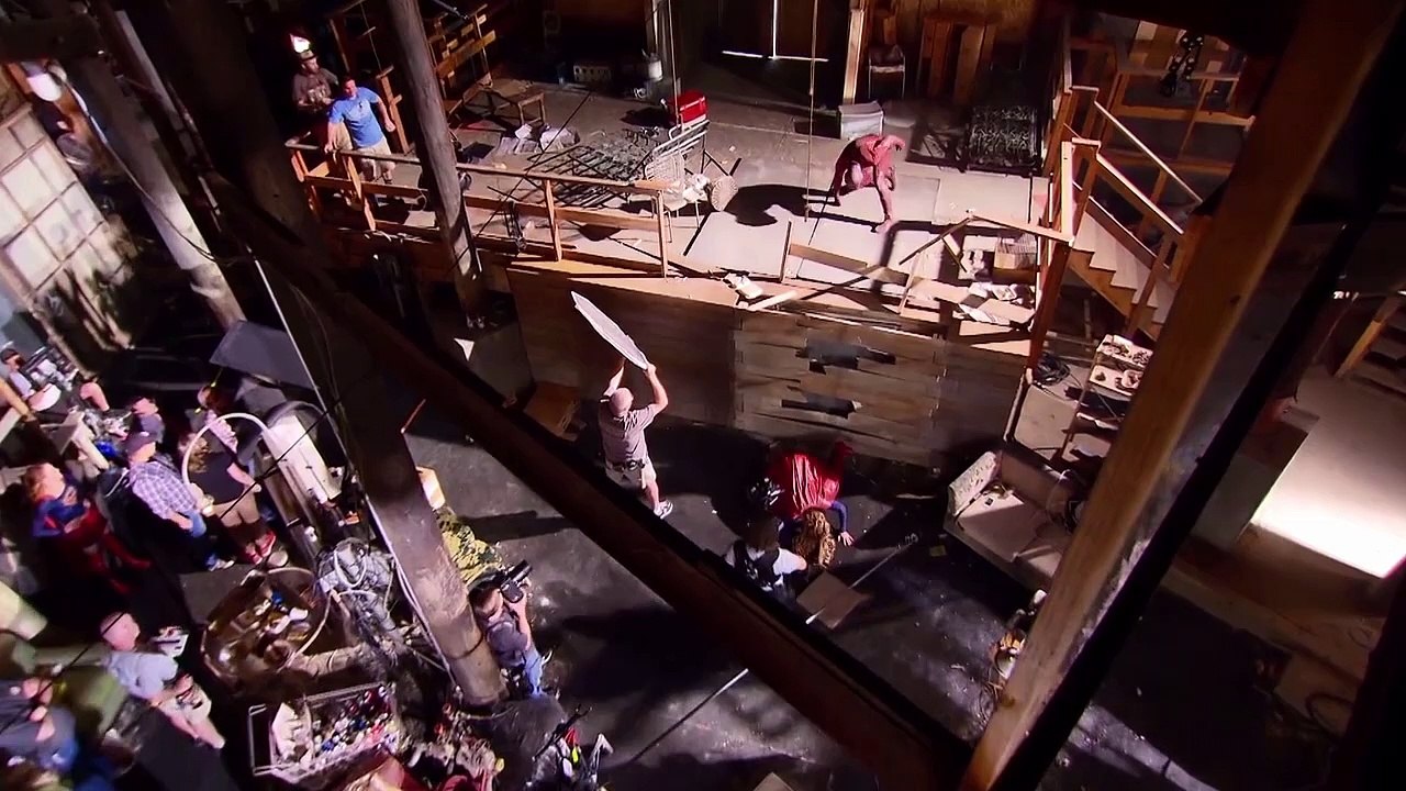 supergirl et flash avec et sans effets spéciaux