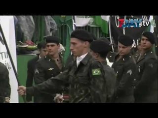 ေလယာဥ္ပ်က္က်တဲ့ထဲပါသြားတဲ့ ေဘာလံုးအဖြဲ႕အတြက္ ေအာက္ေမ့ဖြယ္အခမ္းအနား