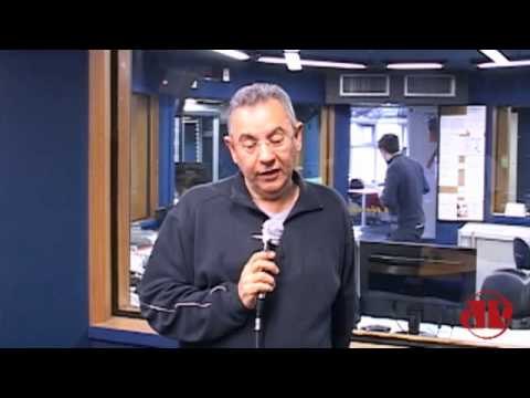 “Santos deve ganhar em qualidade, mas não significa que seja favorito”, diz Flávio Prado