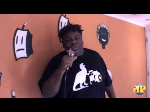 Sérgio Loroza conta como se descobriu cantor e fala do seu novo CD