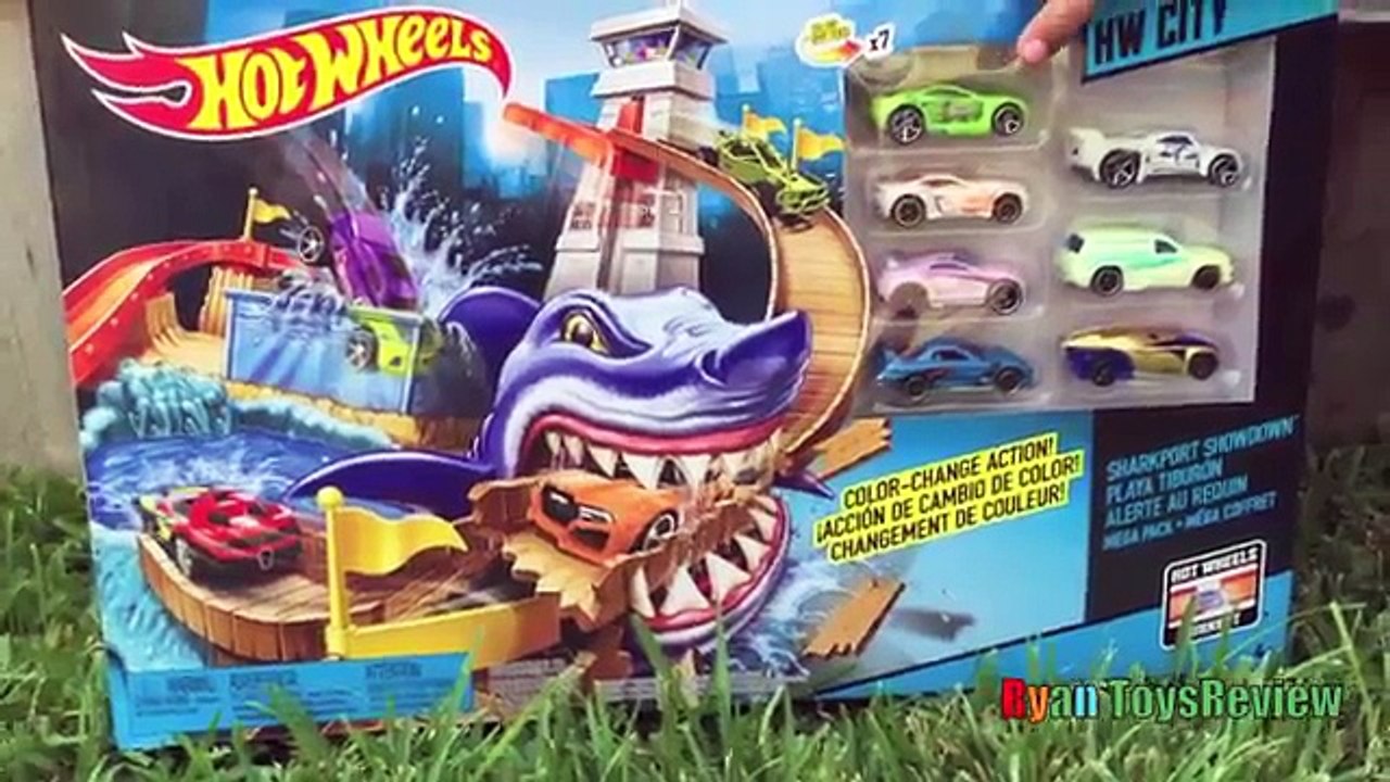 И легковые автомобили дисней яйцо друзья гигант Дети Дети ... Открытие Раян сюрприз томас игрушка Игрушки поезда видео