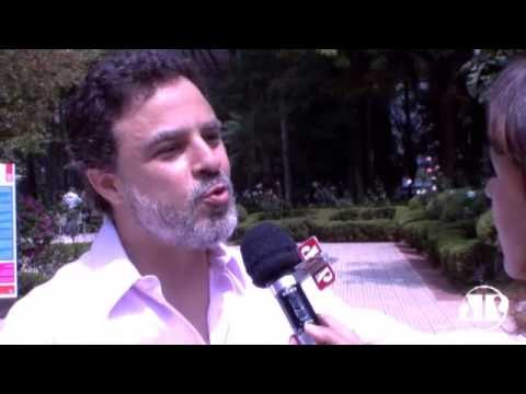 Através da poesia, o advogado Jaime Queiroga quer melhorar o mundo!