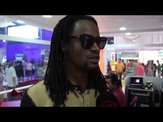 Tony Garrido comemora ótima fase no estúdio da Rádio Fiat JP