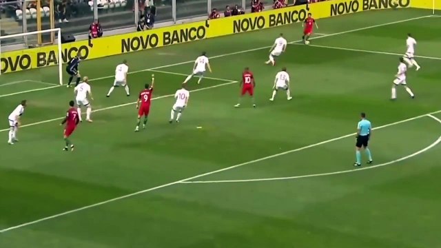 La magnifique bicyclette de Cristiano Ronaldo face aux Iles Feroe