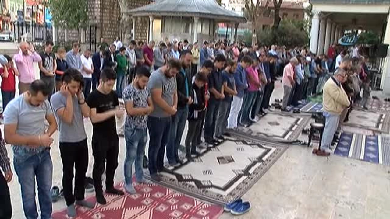 Beyoğlu Belediye Başkanı Ahmet Misbah Demircan'dan Bayram Mesajı