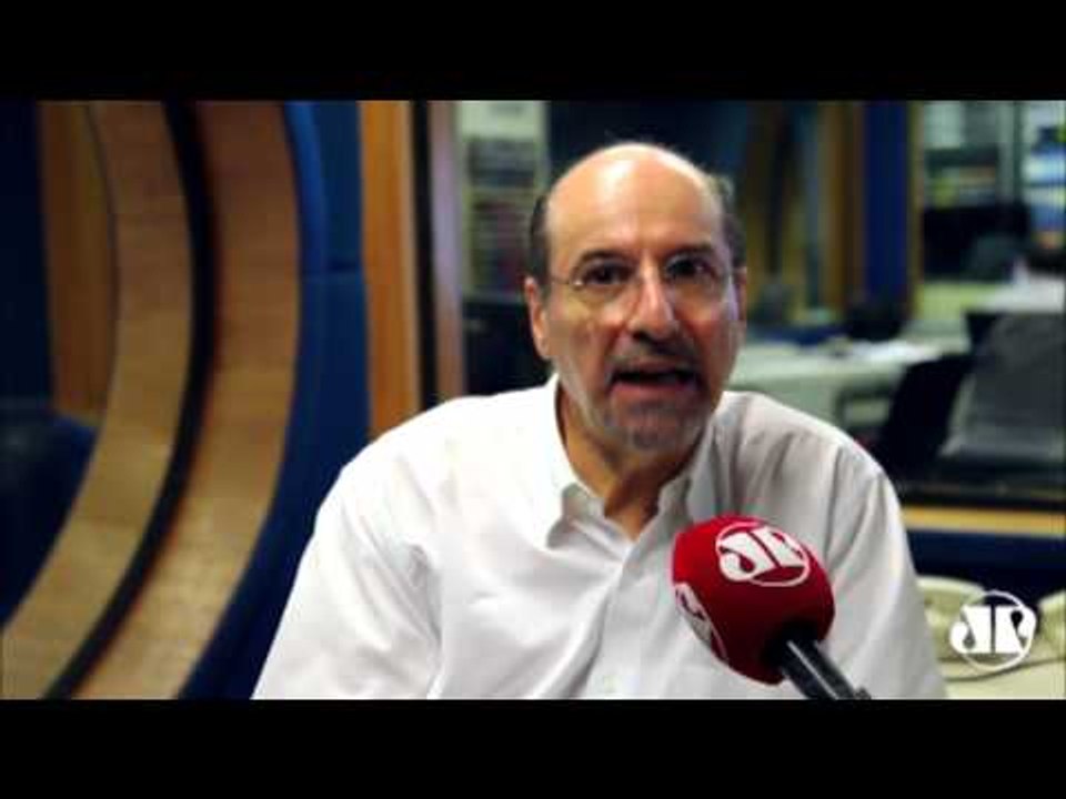 Futebol: volta de Robinho é correta, mas futuro da Seleção preocupa