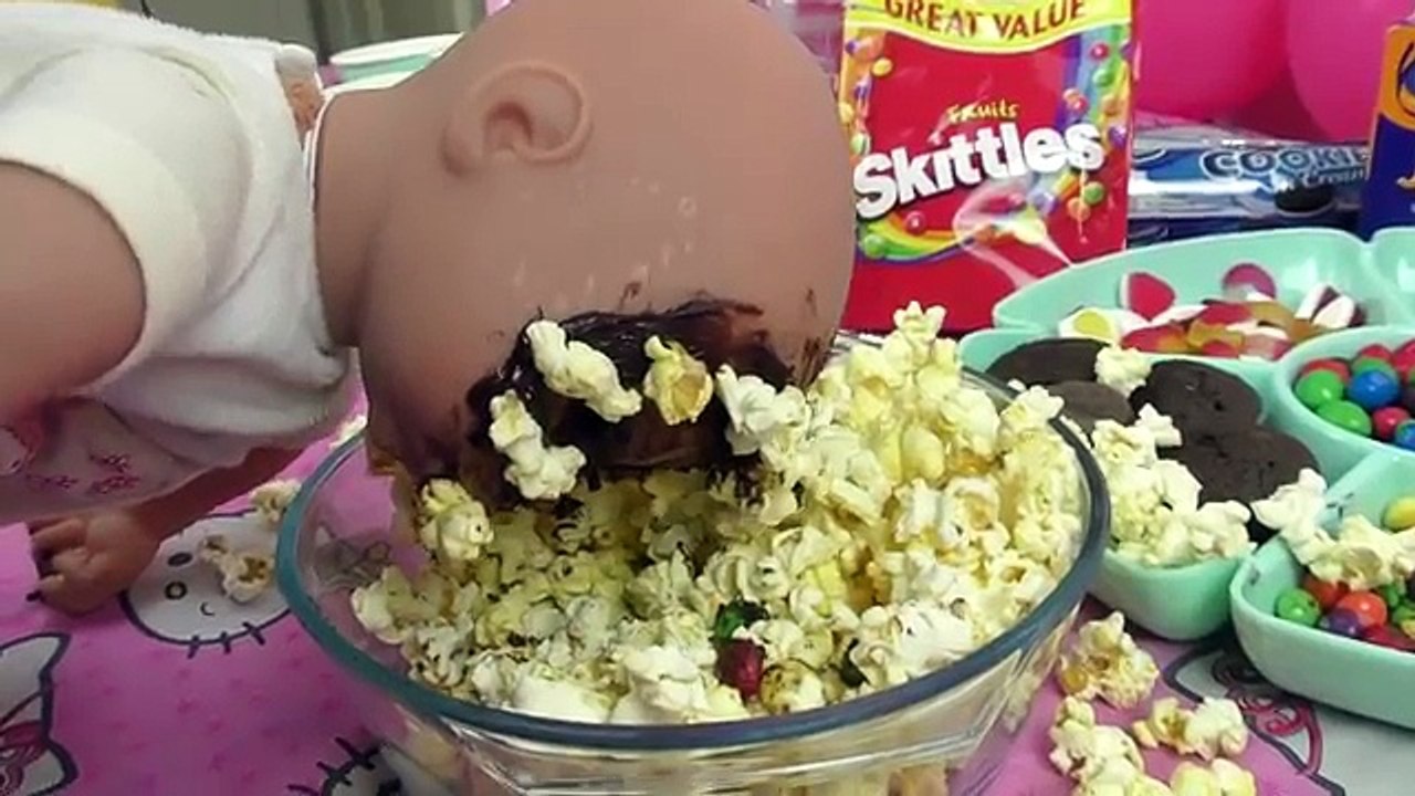 Bad Baby Annabelle Messy Toilet Challenge Gross Disgusting Poop Real Food Funny Toy Family