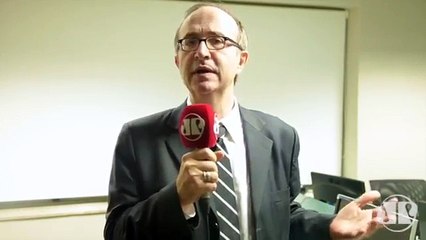 #ProntoFalei: Dilma caminha para ser a rainha da Inglaterra, no pior dos sentidos