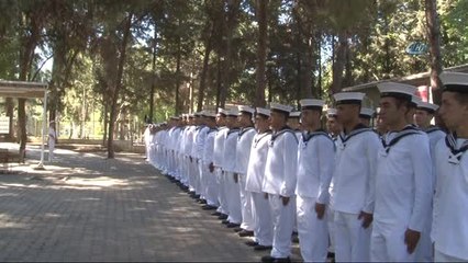 Kahraman Asker Sevgilisine Attila İlhan'ın Şiiriyle Seslendi