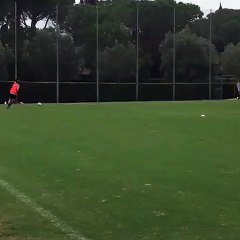 GOL SPETTACOLARE DI LUIS ALBERTO IN ALLENAMENTO!
