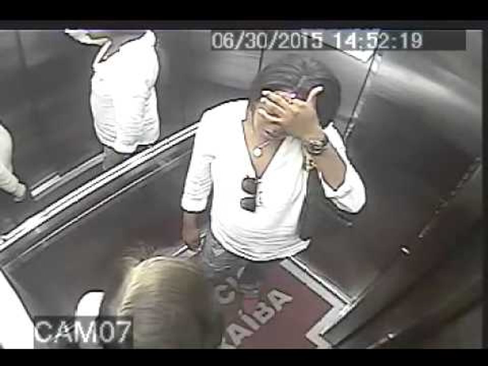 Câmera de circuito interno de prédio mostra ação de estelionatária | Jovem Pan