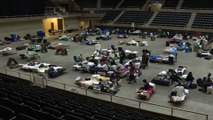 Fatigués les rescapés de Harvey trouvent refuge en Louisiane