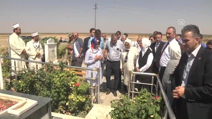 15 Temmuz Şehidinin Kabrine Ziyaret