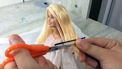 La Coupe de cheveux coupe de cheveux de Barbie ||