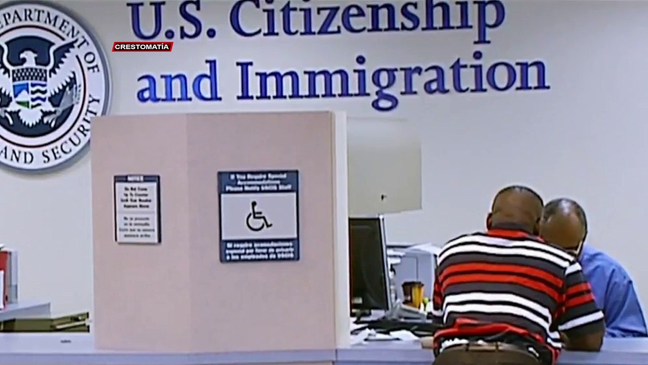 USCIS ofrece servicios especiales a afectados por huracán Harvey