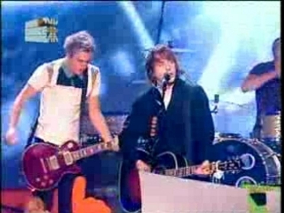 MCFLY - CLIP 02 PINBALL WIZARD [KCA 2007]