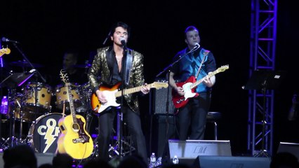 Dean Z sings Buddy Holly's 'That'll Be The Day' 2017